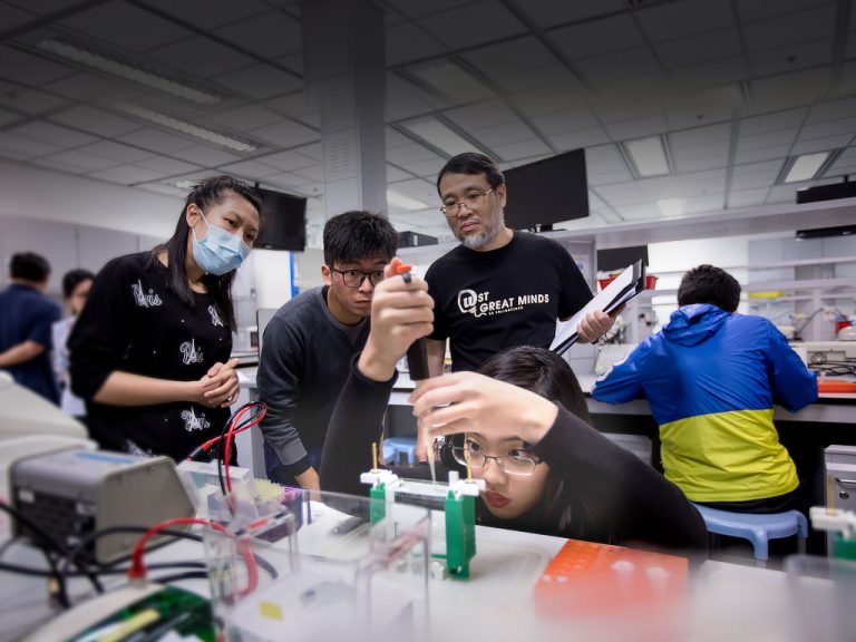 HKUST hosts Hong Kong Joint School Biology Olympiad to prepare for future International Biology Olympia